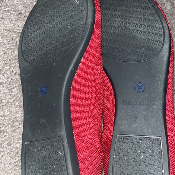 Red Rothy’s.. Size 8 The Point - Picture 2 of 4